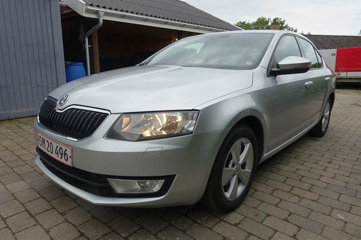 Sølv Skoda Octavia fra 2016