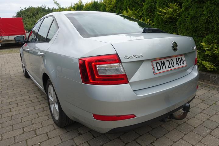 Sølv Skoda Octavia fra 2016