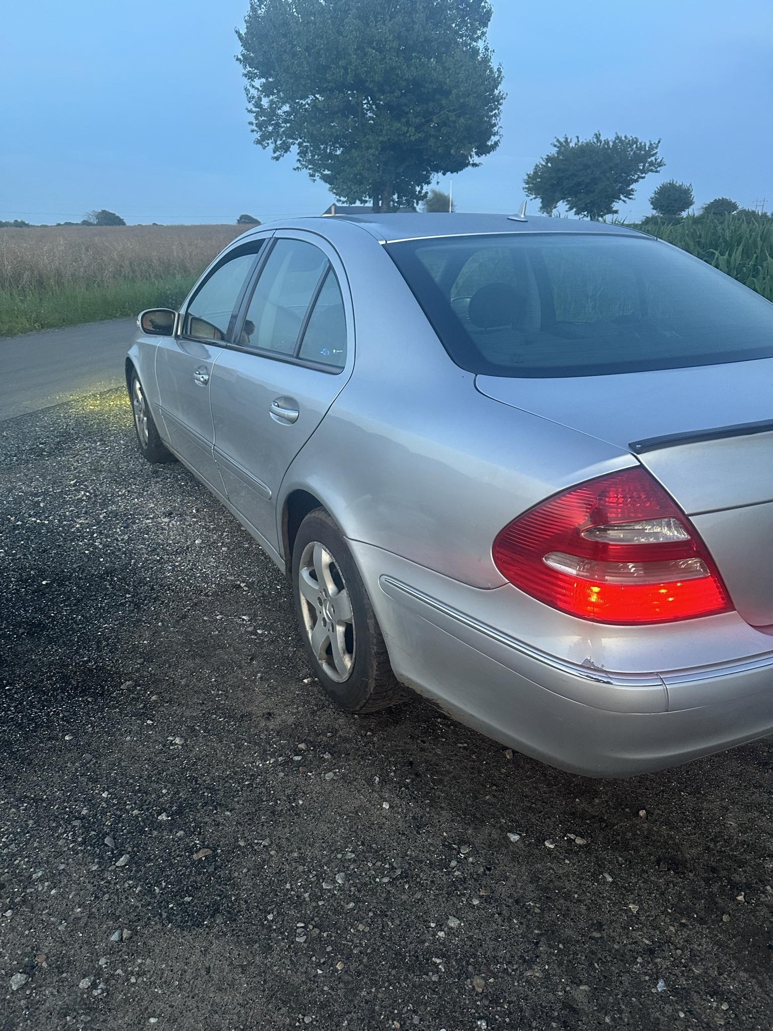 undefined Mercedes 280 E fra 2005