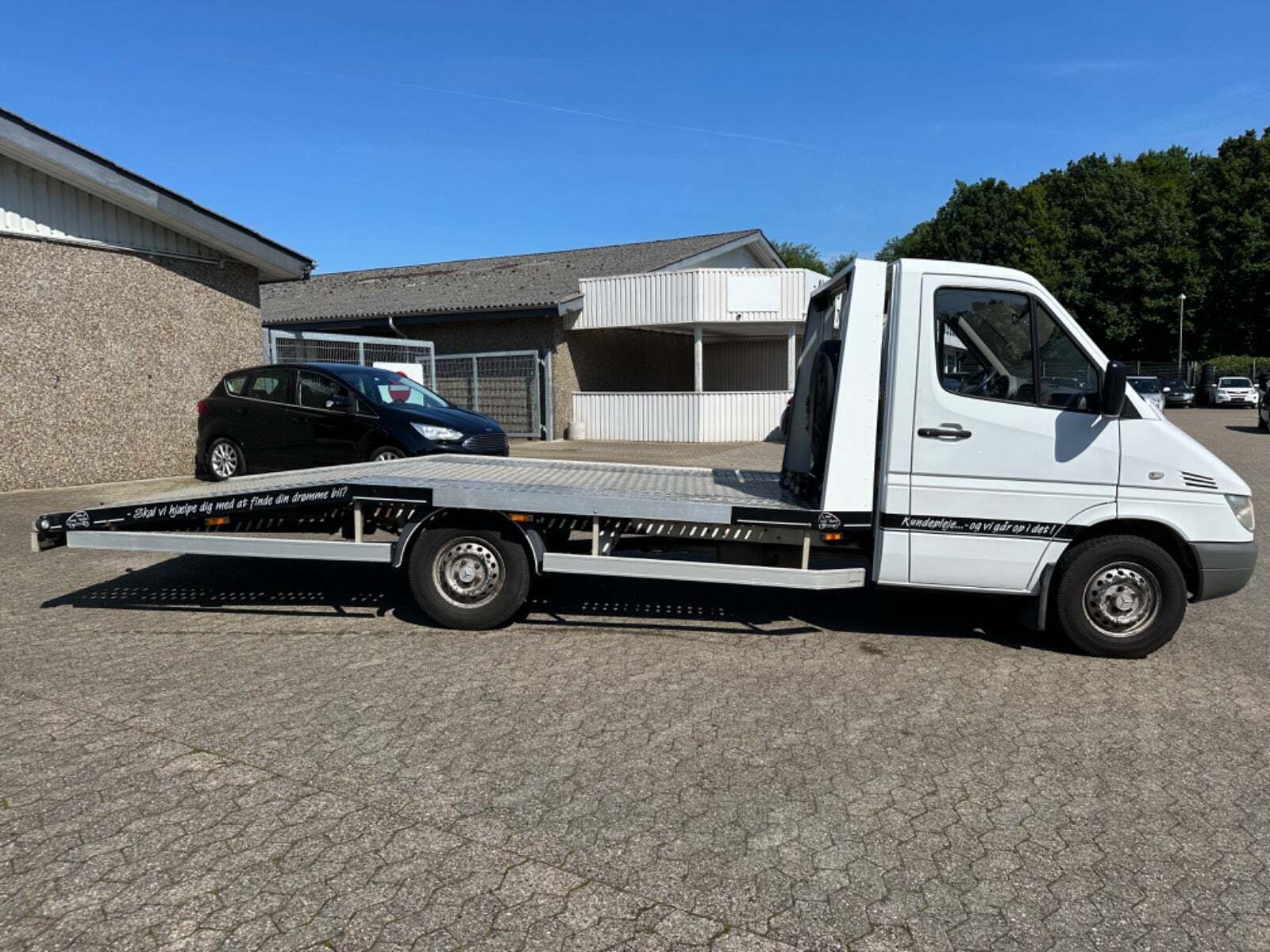 Hvid Mercedes Sprinter 316 fra 2004
