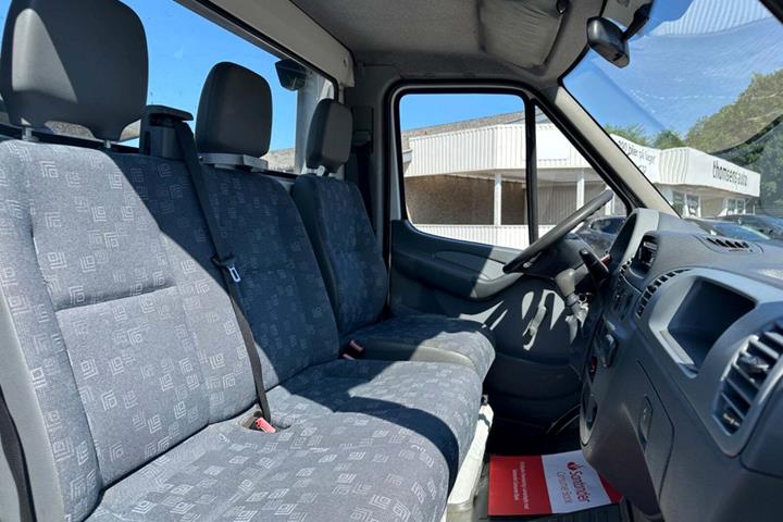 Hvid Mercedes Sprinter 316 fra 2004