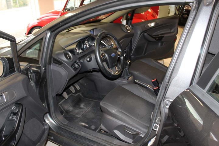 Sort Ford Fiesta fra 2017