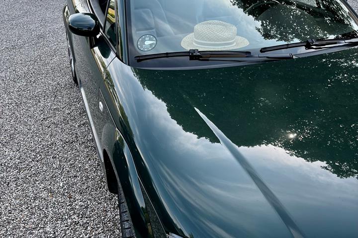 Grøn Audi TT fra 2003