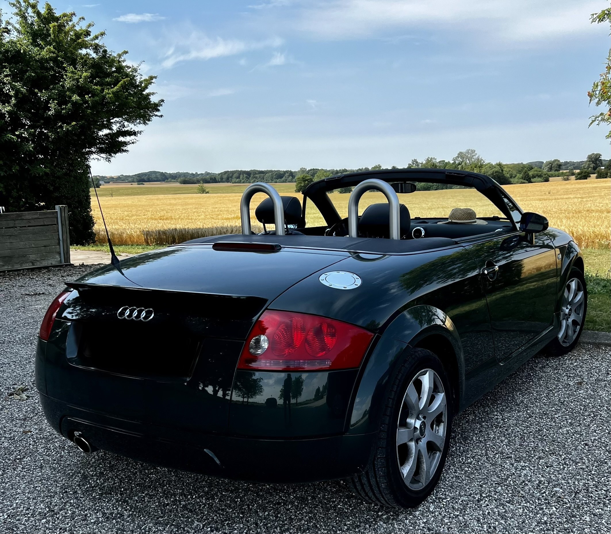 Grøn Audi TT fra 2003