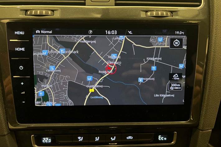 Sølv VW e-Golf VII fra 2021