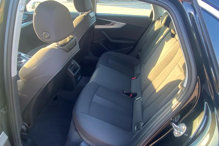 Sort Audi A4 fra 2018