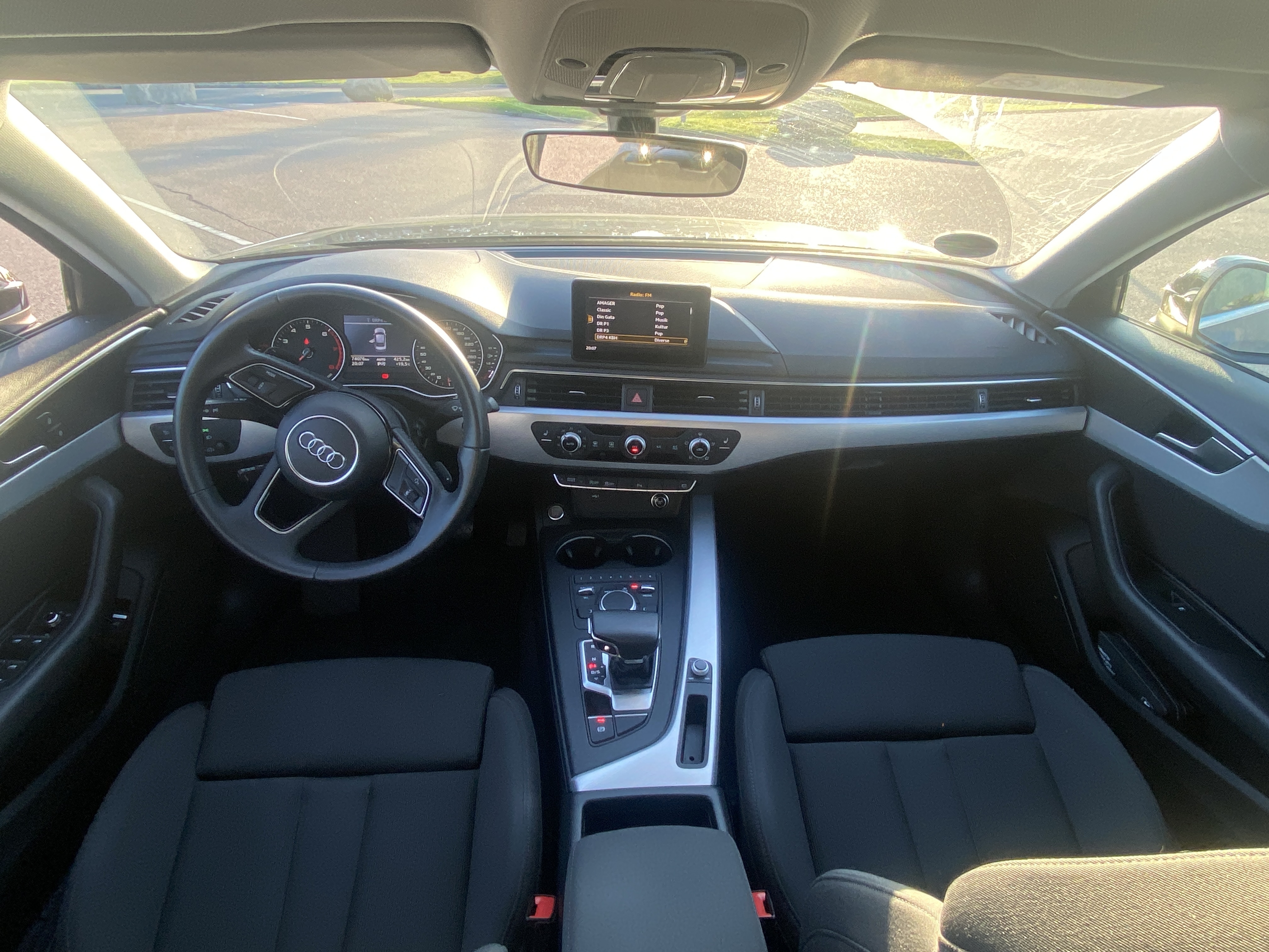 Sort Audi A4 fra 2018