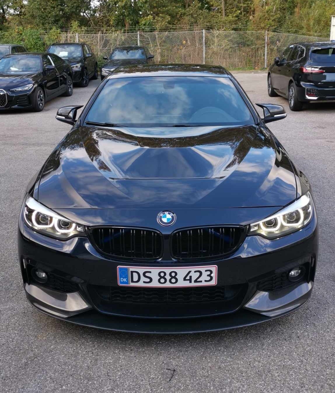 Sort BMW 4-serie fra 2017