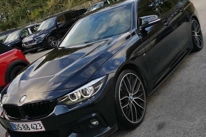 Sort BMW 4-serie fra 2017