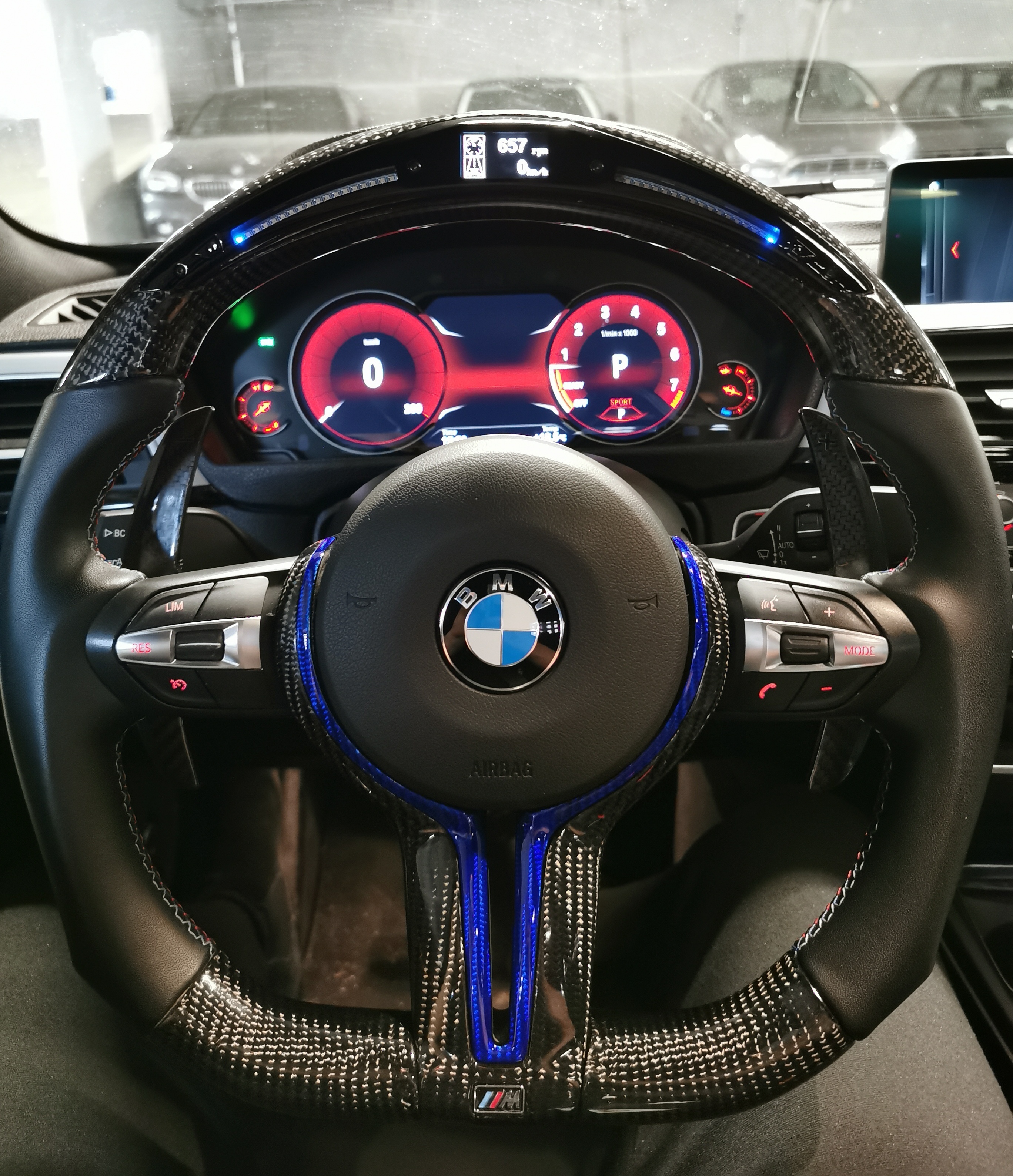 Sort BMW 4-serie fra 2017