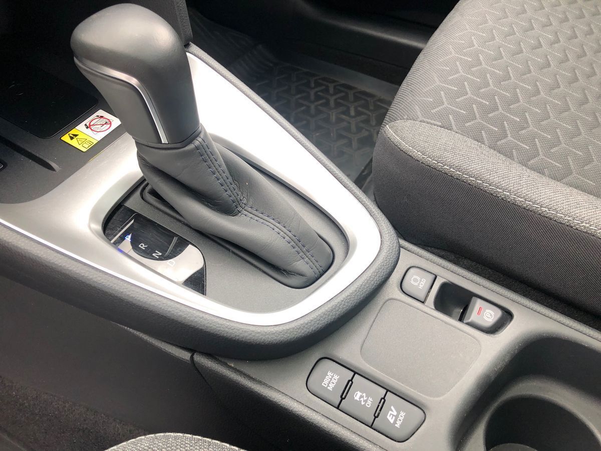 Bronze Toyota Yaris Cross fra 2022