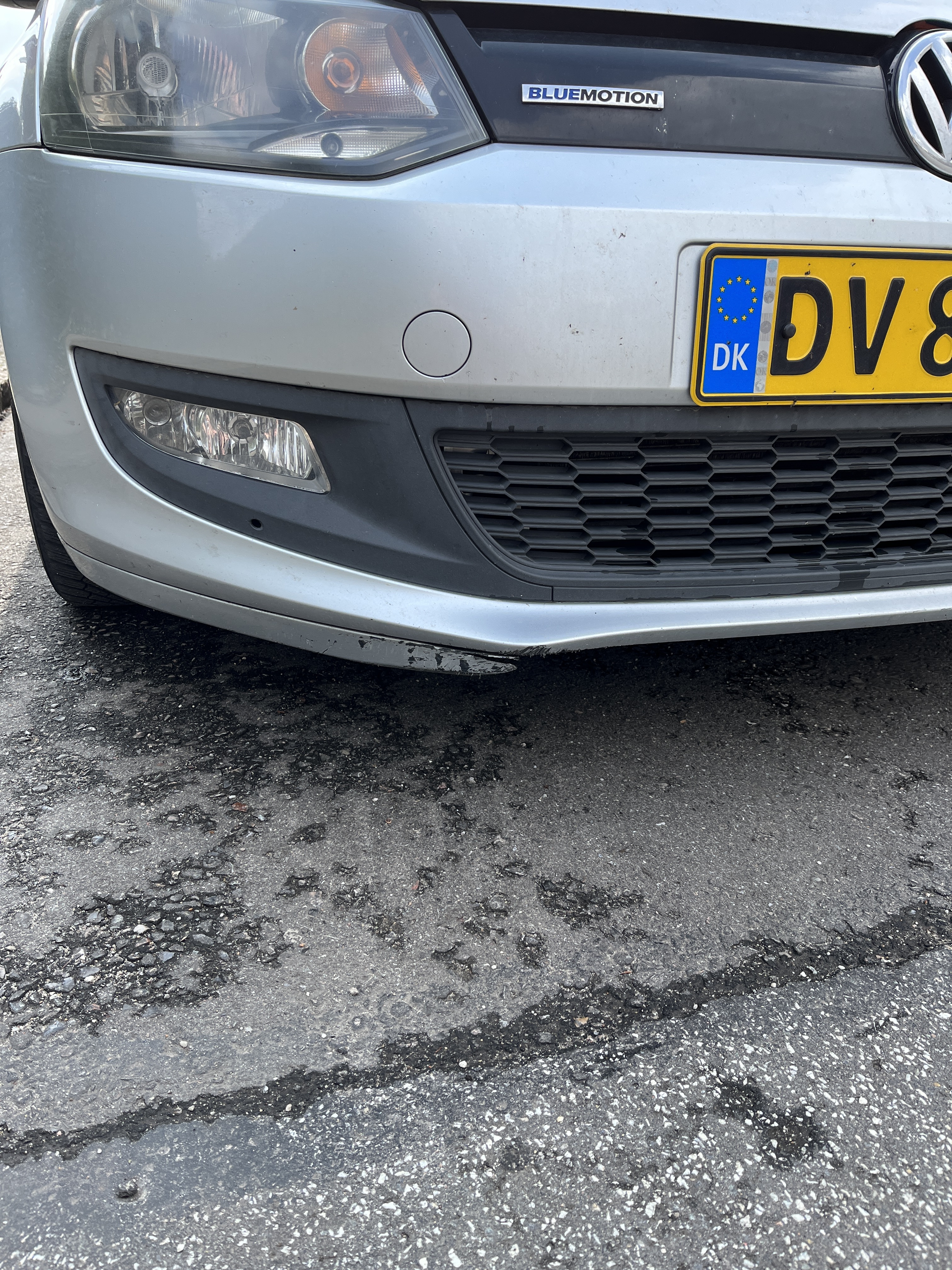 Sølv VW Polo fra 2011