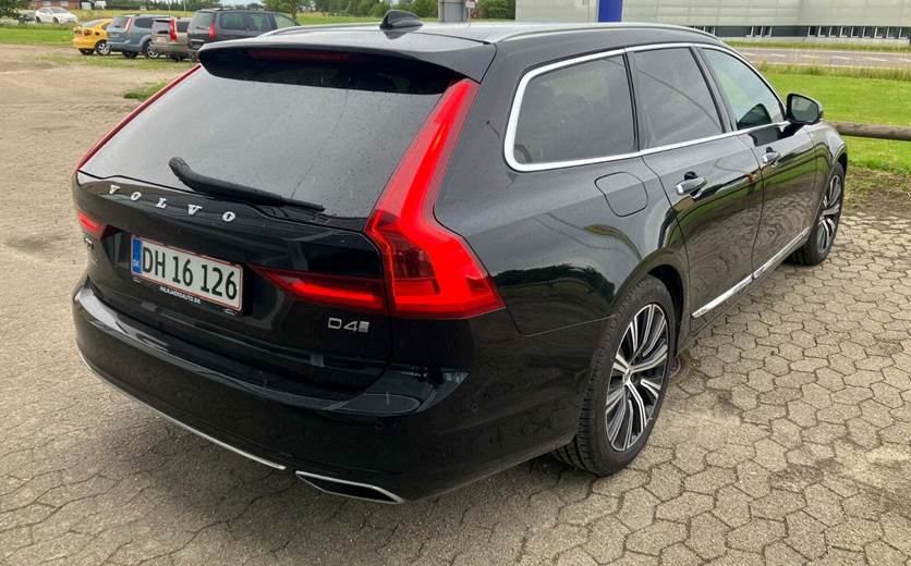 Volvo V90