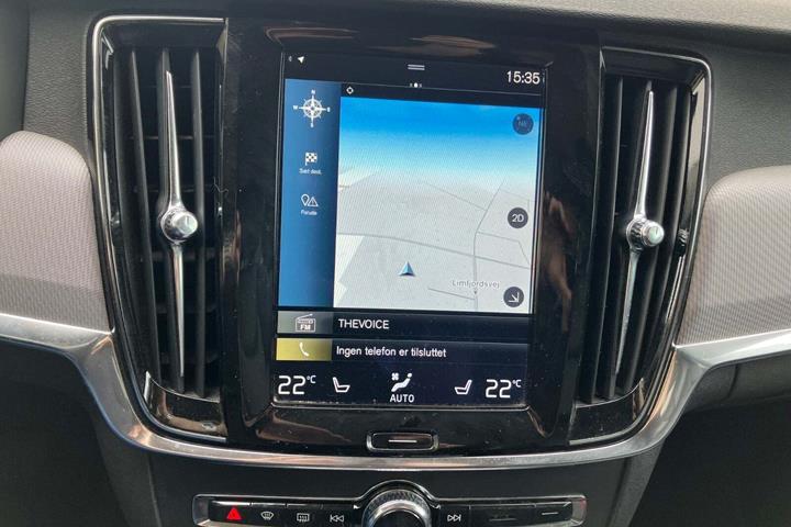 Sort Volvo V90 fra 2017 set indefra