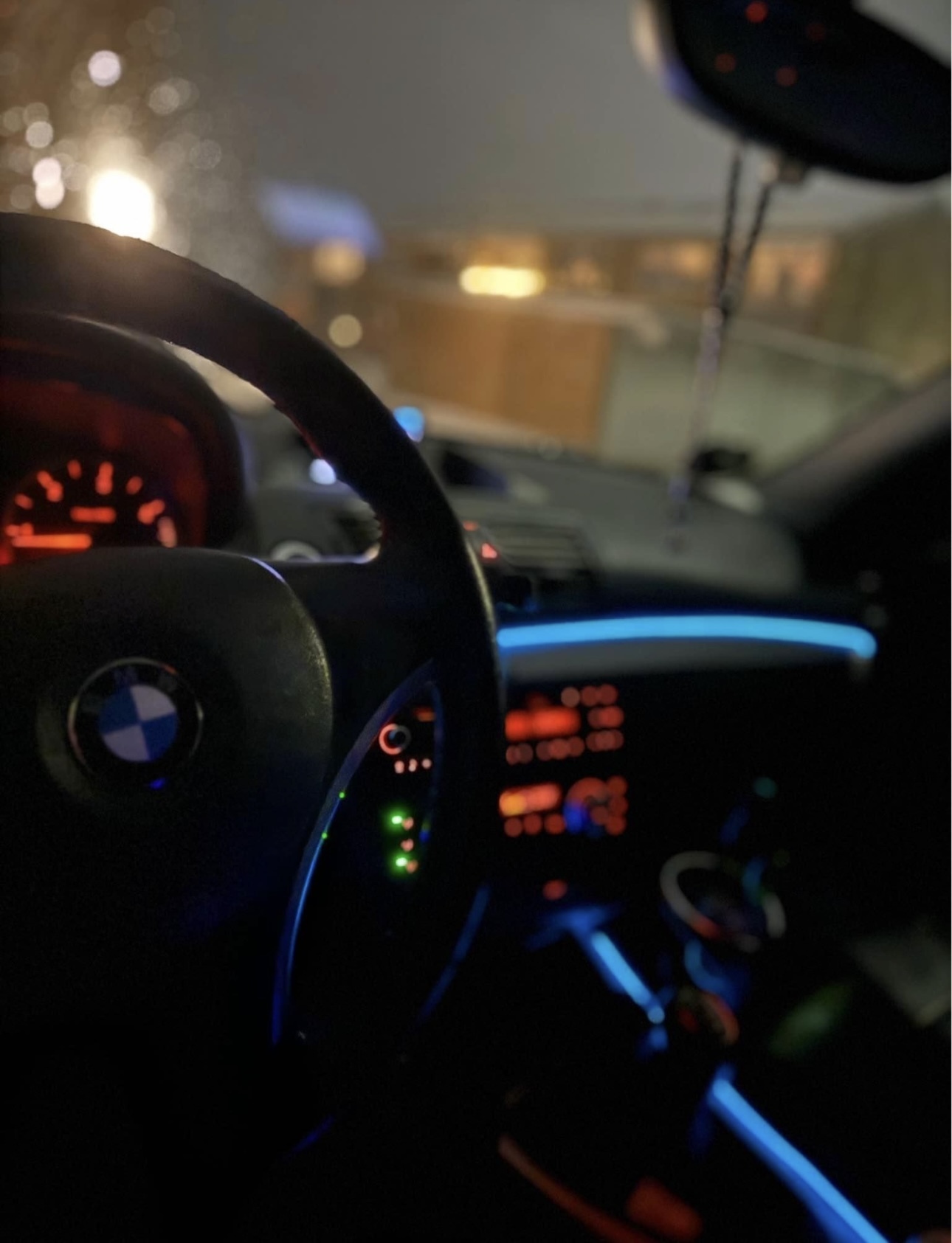 Hvid BMW 116d fra 2011