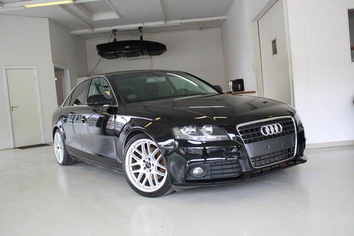 undefined Audi A4 fra 2009 set udefra