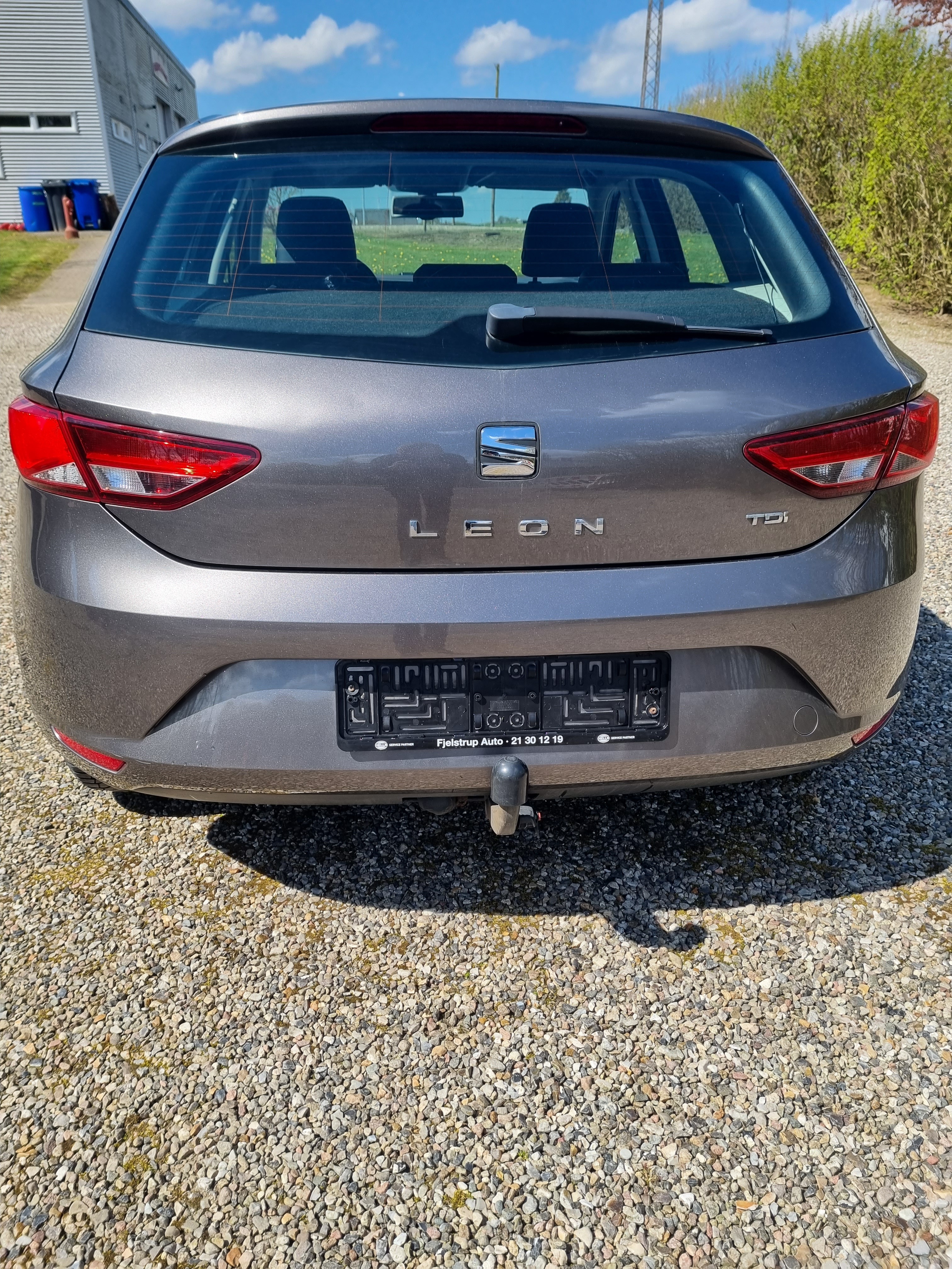 Grå Seat Leon fra 2015