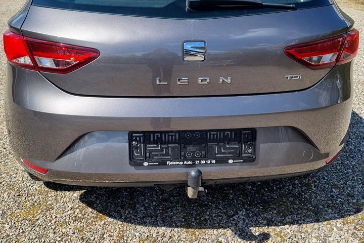 Grå Seat Leon fra 2015
