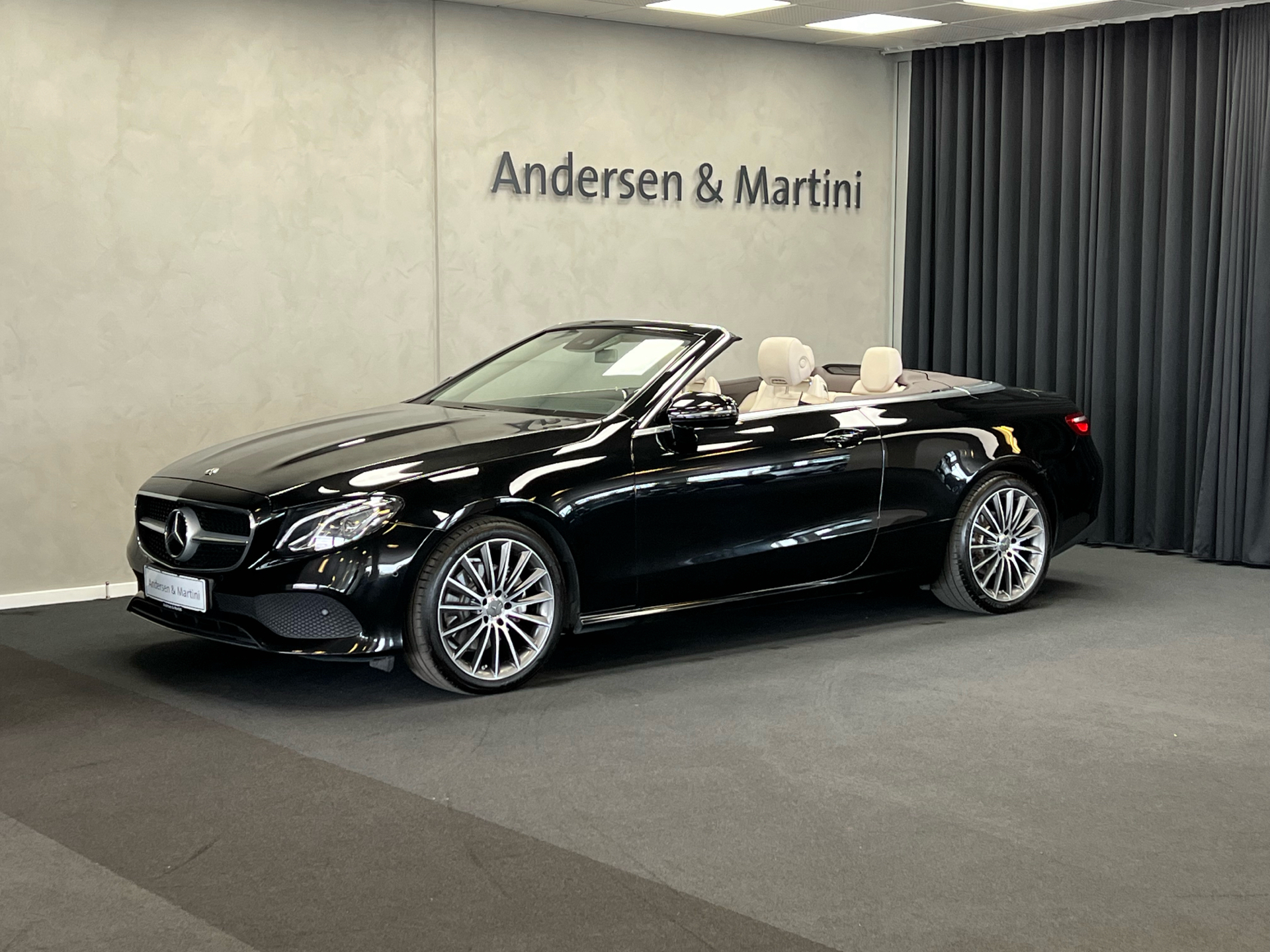 Sort Mercedes E200 fra 2018