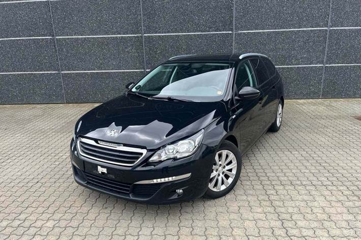 Sort Peugeot 308 fra 2016