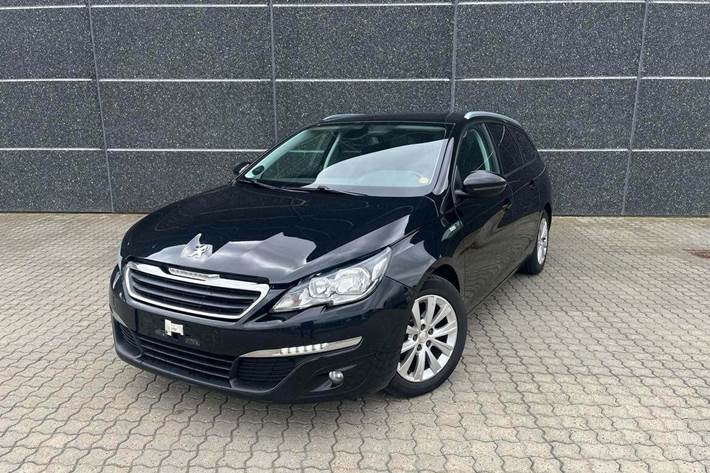 Sort Peugeot 308 fra 2016