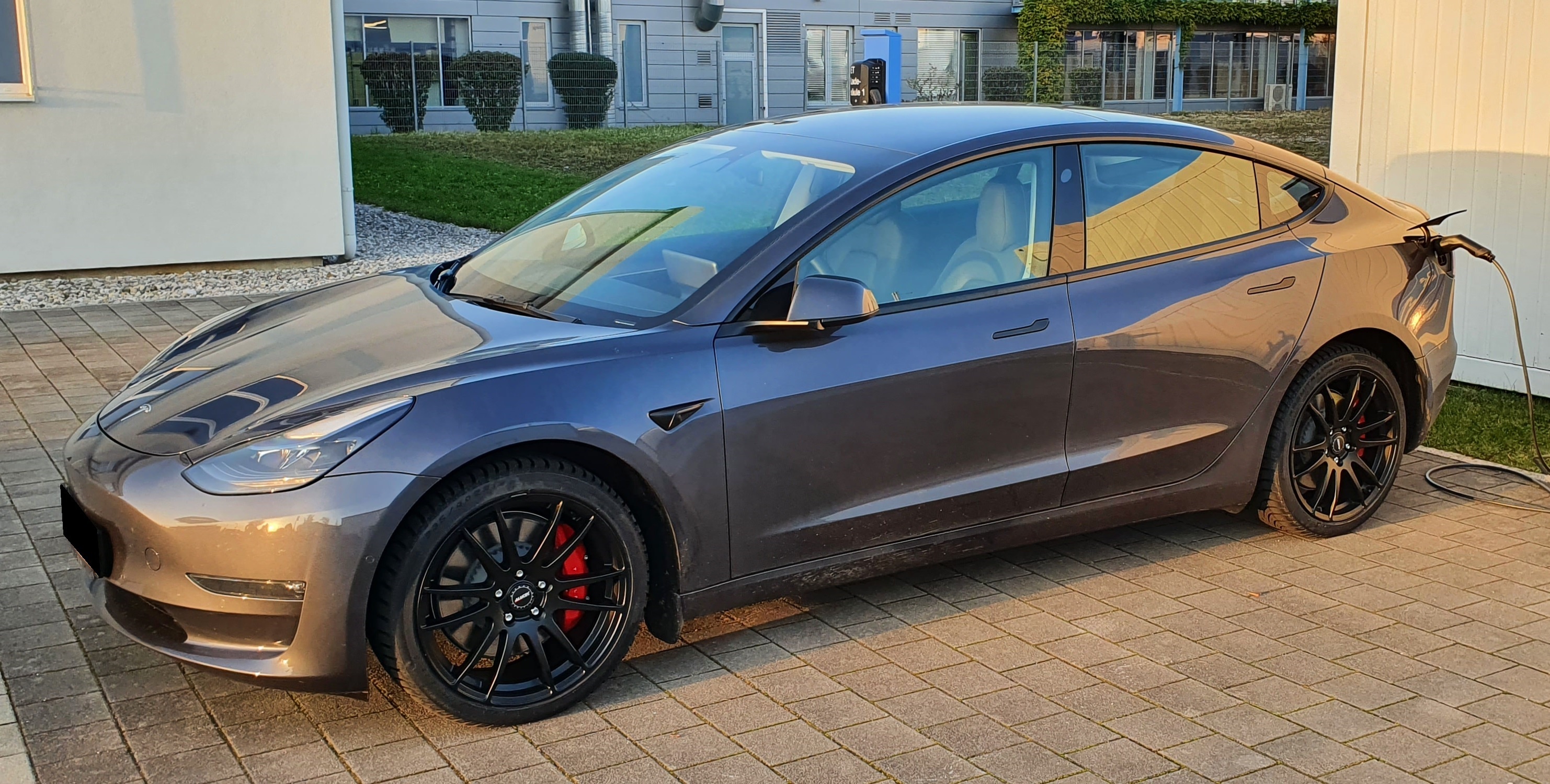 Tesla Model 3 Performance AWD