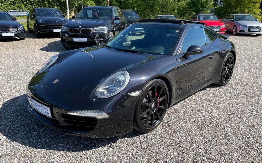 Porsche 911 Carrera S