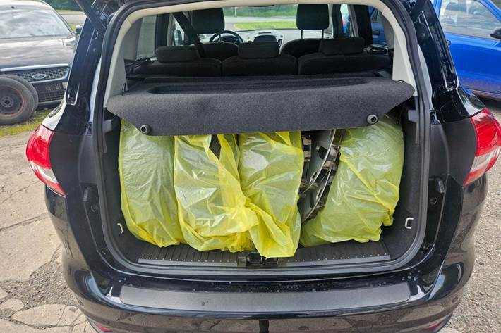 Sort Ford C-MAX fra 2018