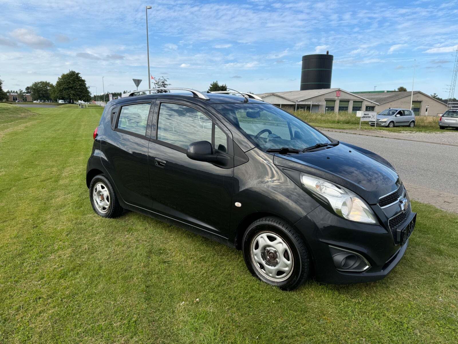 Sort Chevrolet Spark fra 2014
