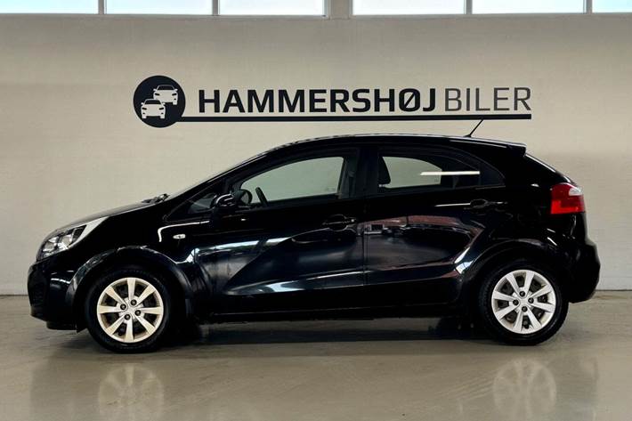 Sort Kia Rio fra 2014