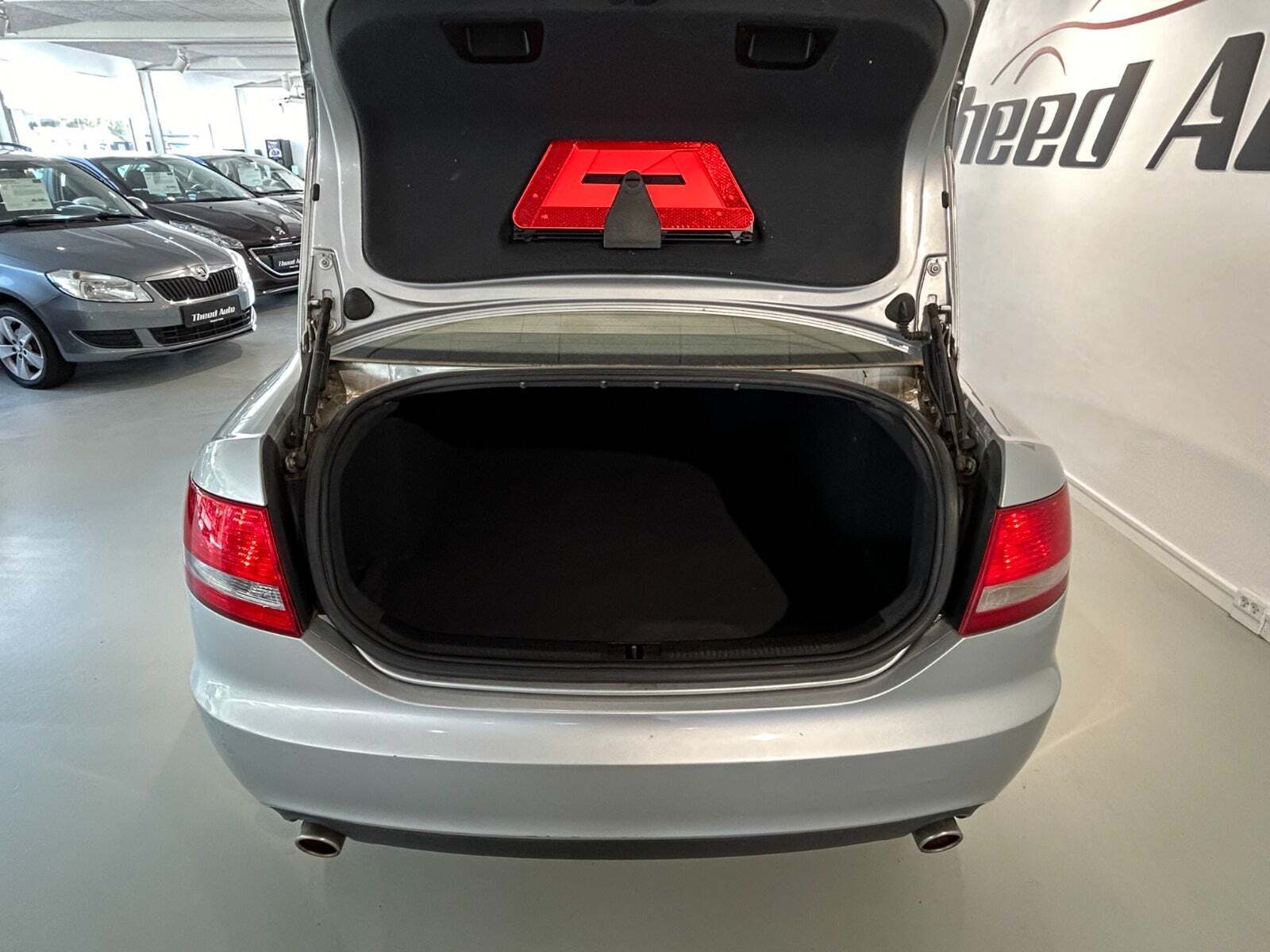 Sølv Audi A6 fra 2004