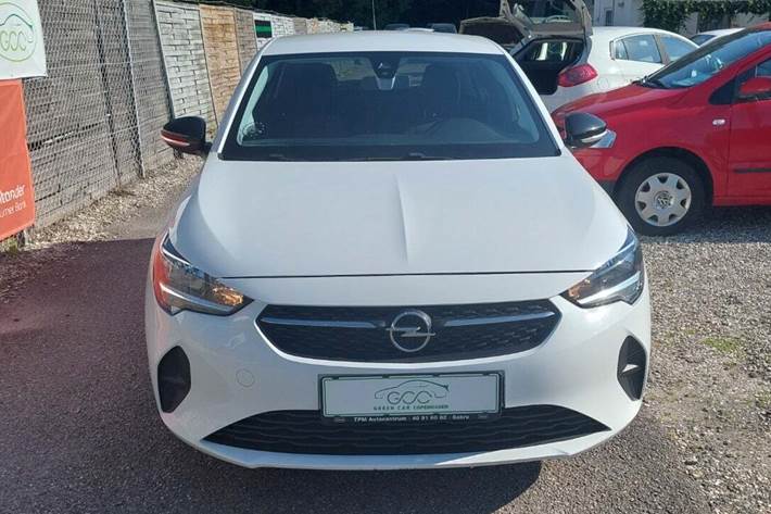 Hvid Opel Corsa fra 2020