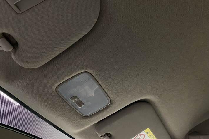 Hvid Hyundai i10 fra 2016