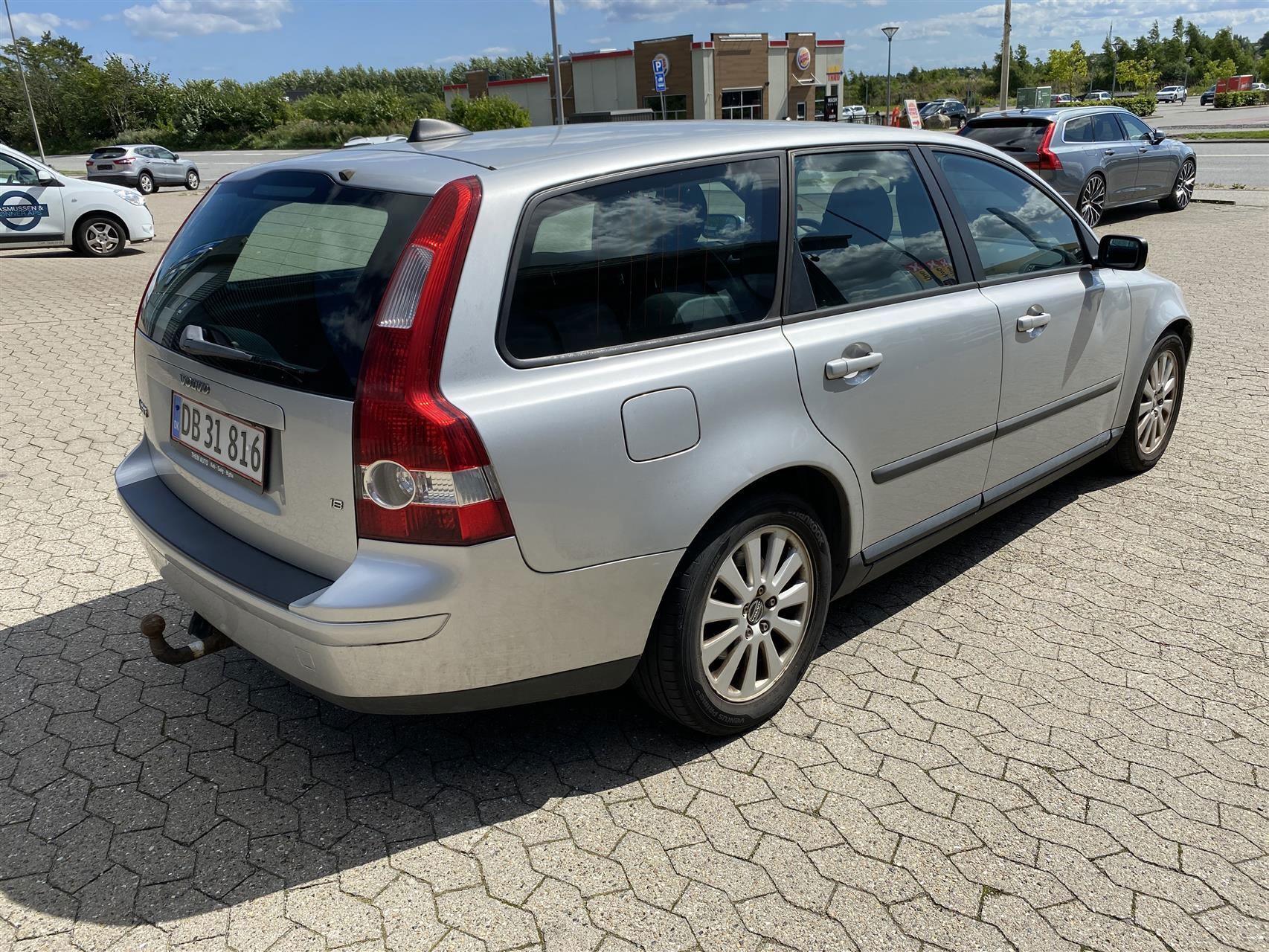 Grå Volvo V50 fra 2005