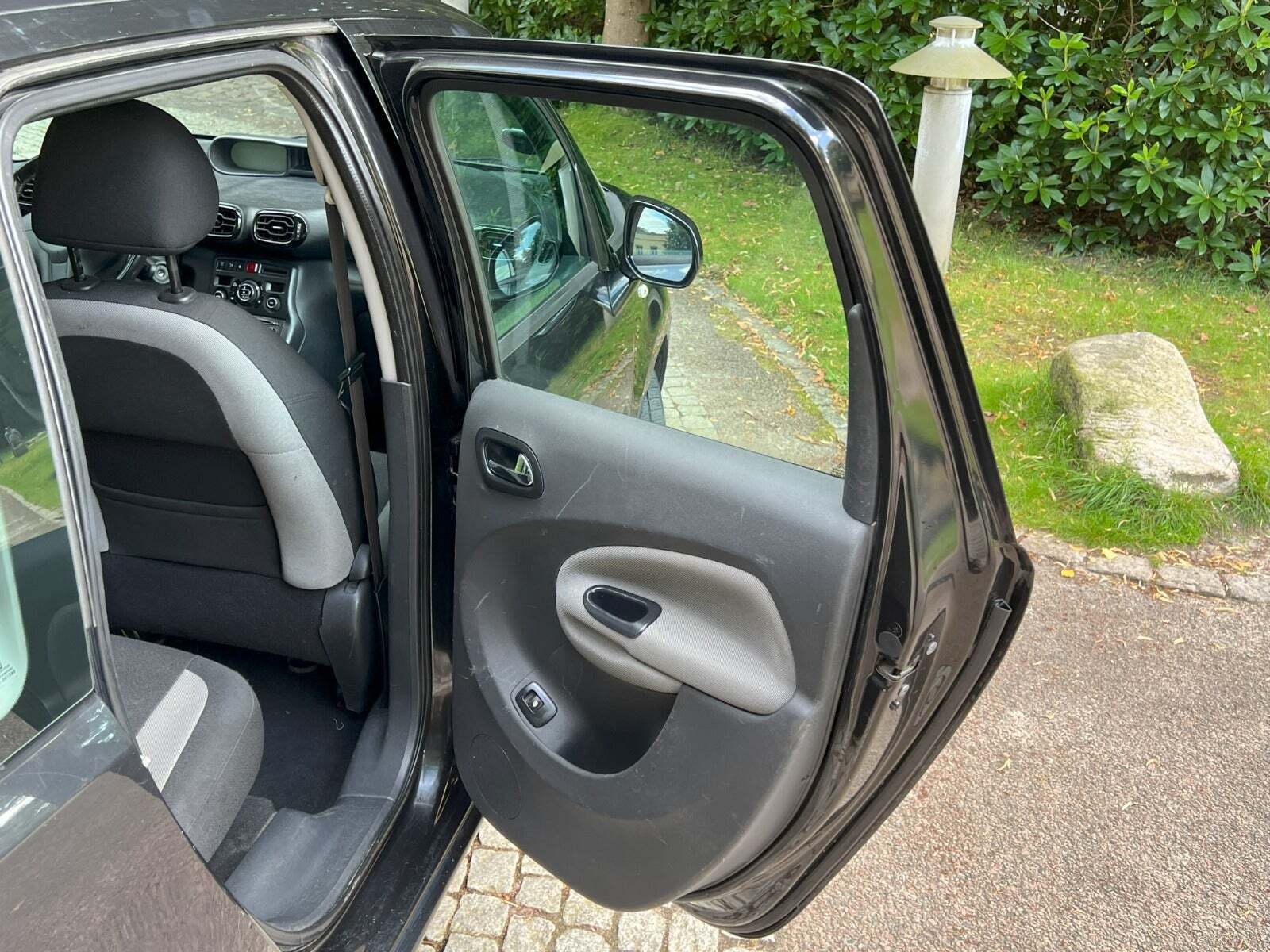 Sort Citroën C3 Picasso fra 2010