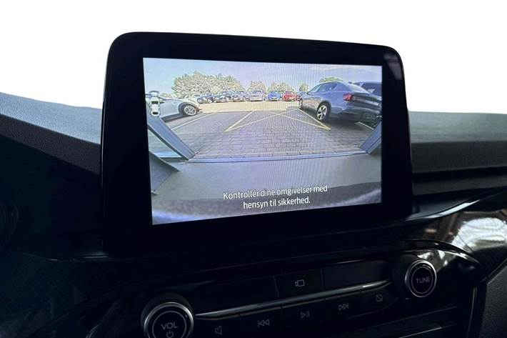 Grå Ford Kuga fra 2021