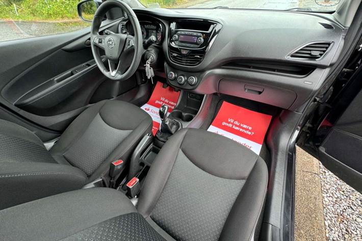 Sort Opel Karl fra 2016