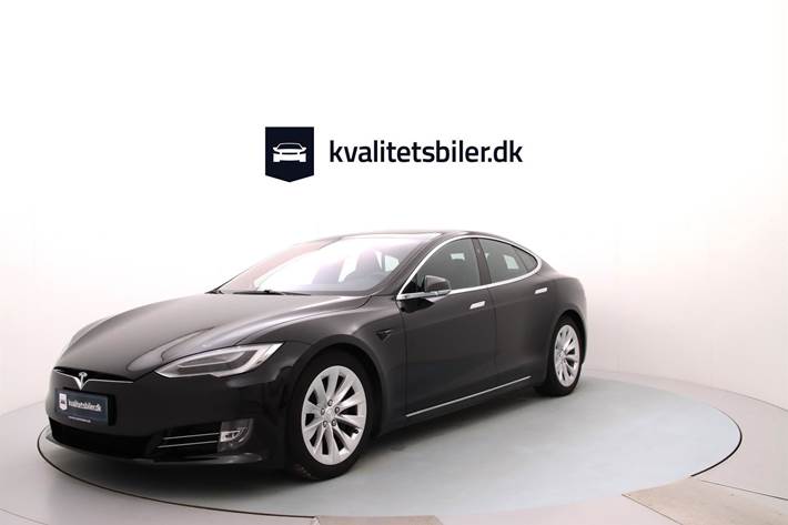 Sort Tesla Model S fra 2019