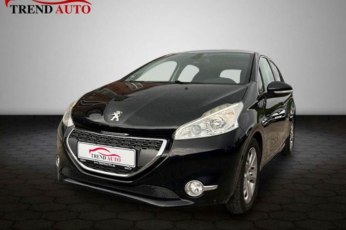 Sort Peugeot 208 fra 2013