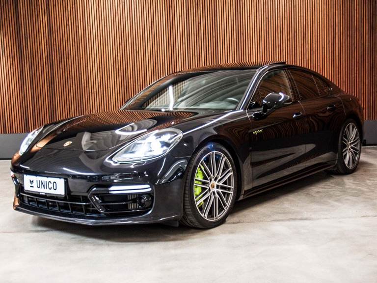 Porsche Panamera 4