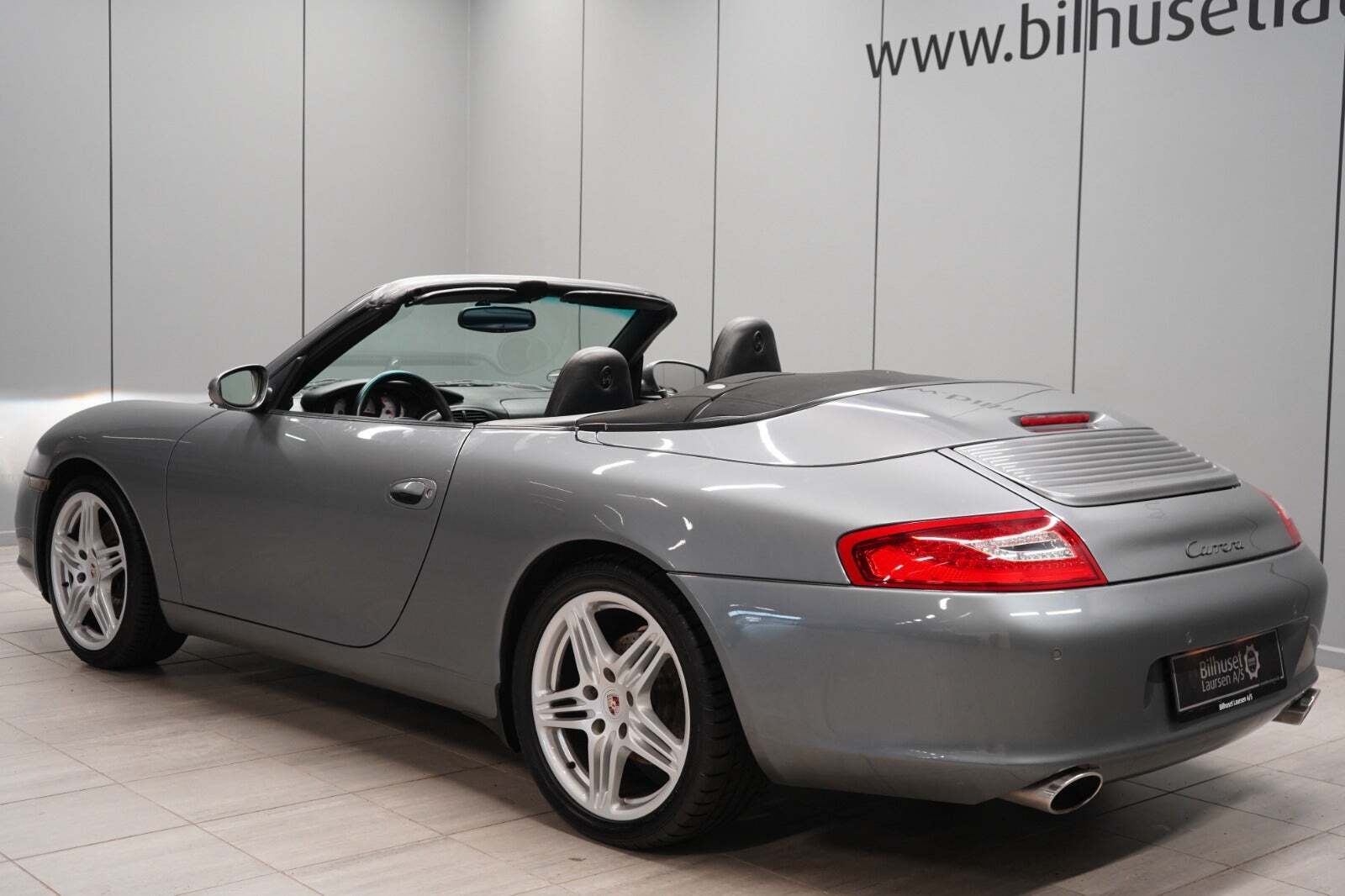 Porsche 911 Carrera