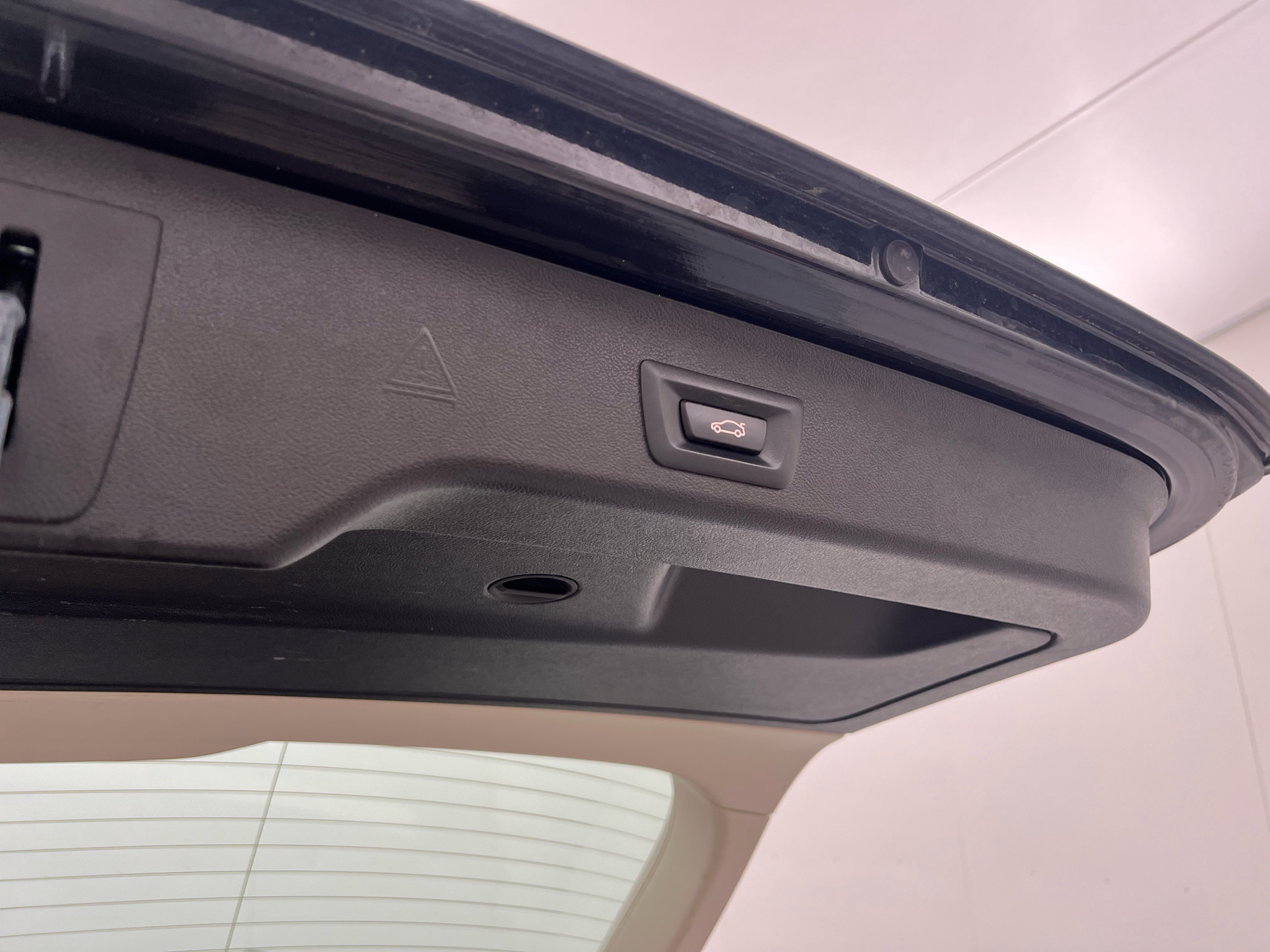 Sort BMW 530e fra 2021