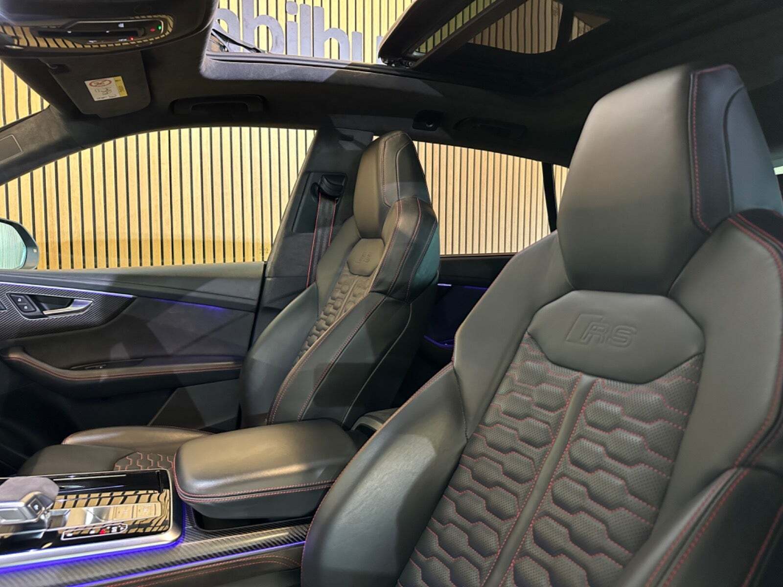 Sort Audi RS Q8 fra 2021