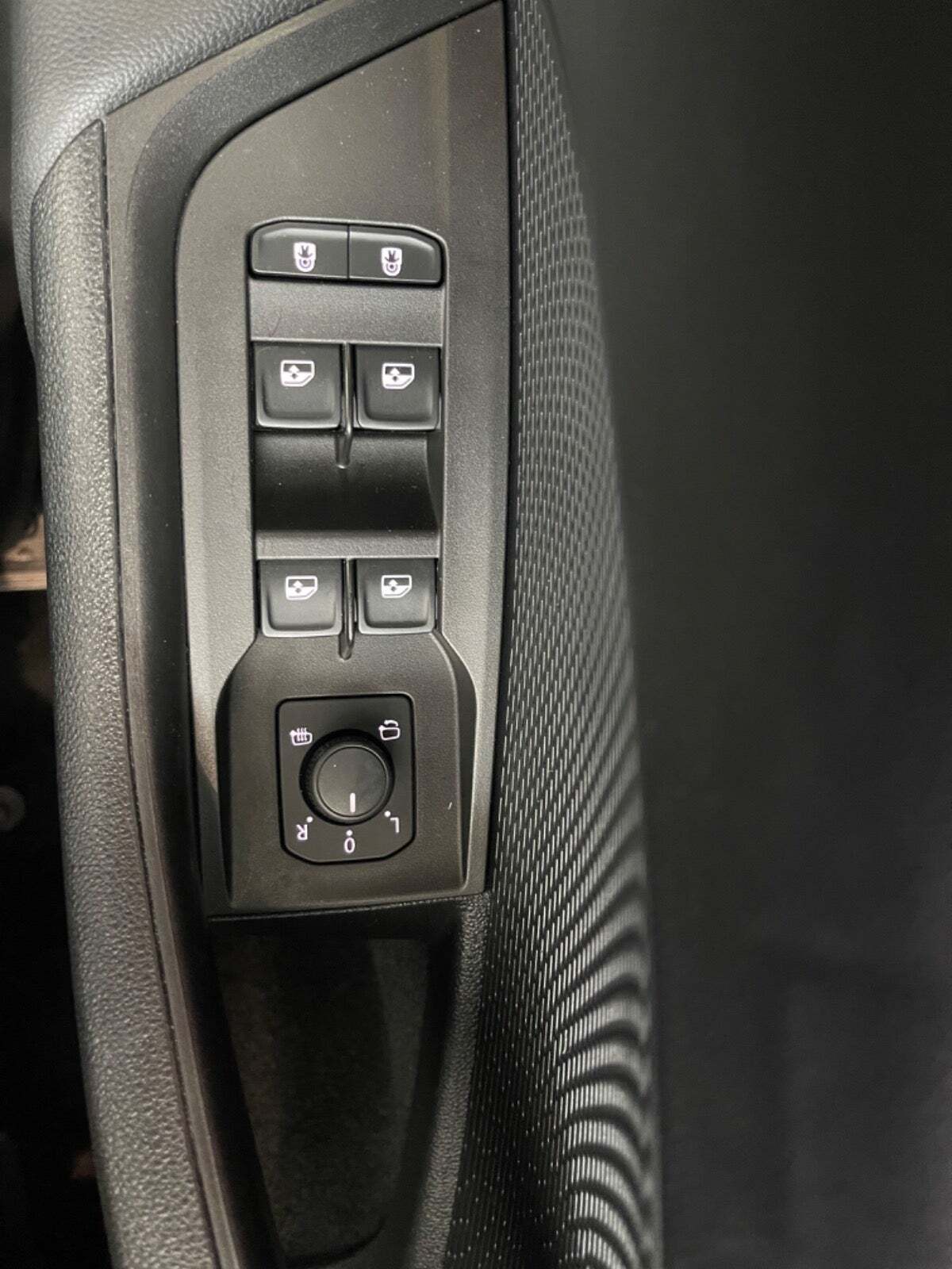 Blå Skoda Octavia fra 2021