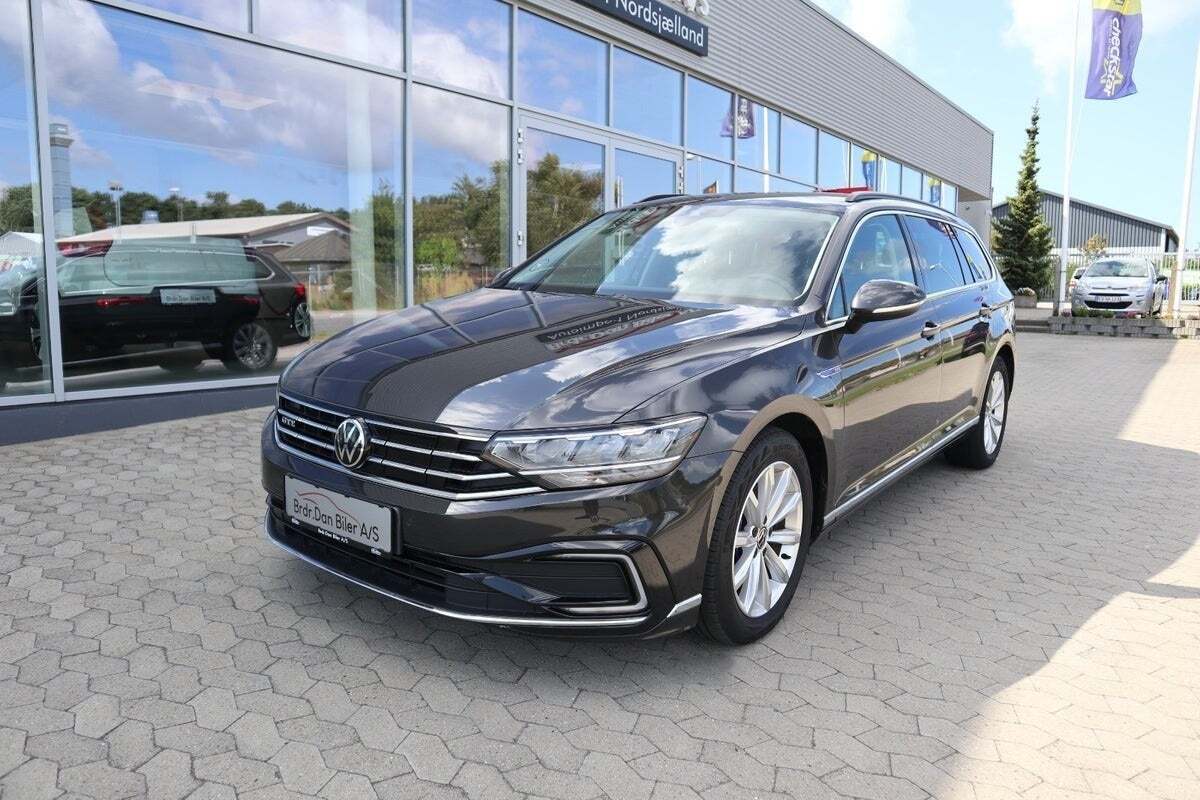 VW Passat