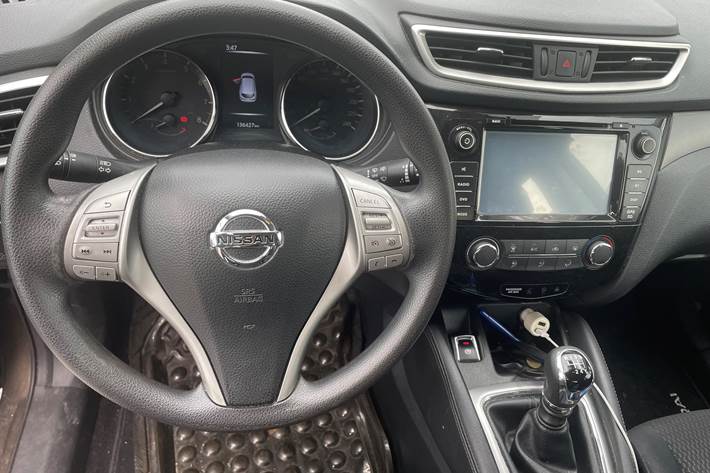 Brun Nissan Qashqai fra 2015