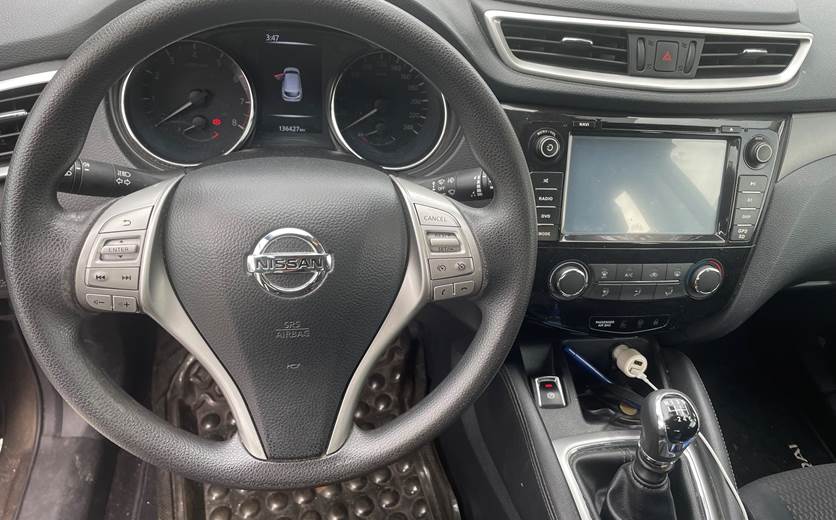 Nissan Qashqai 1,6 DIG-T 163 2WD 6 M/T