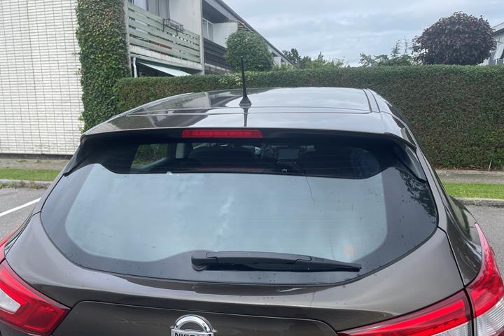 Brun Nissan Qashqai fra 2015
