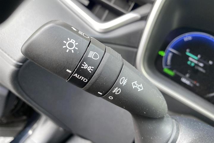Sort Toyota Corolla Cross fra 2023