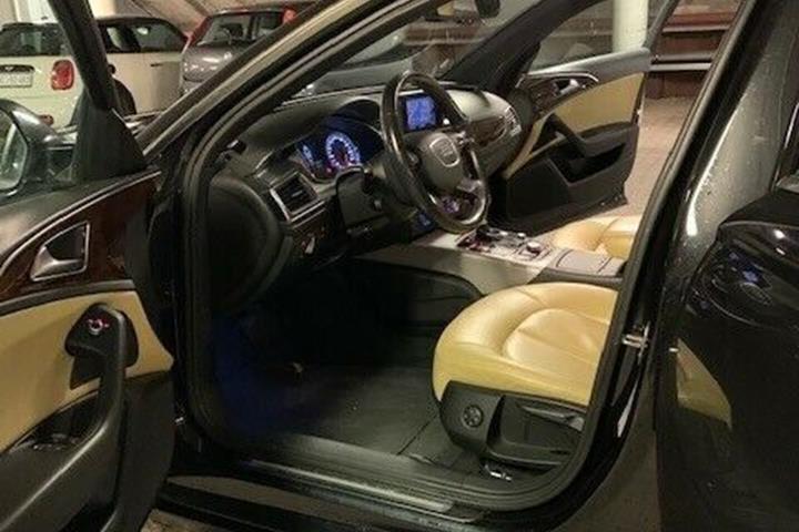 Sort Audi A6 fra 2011